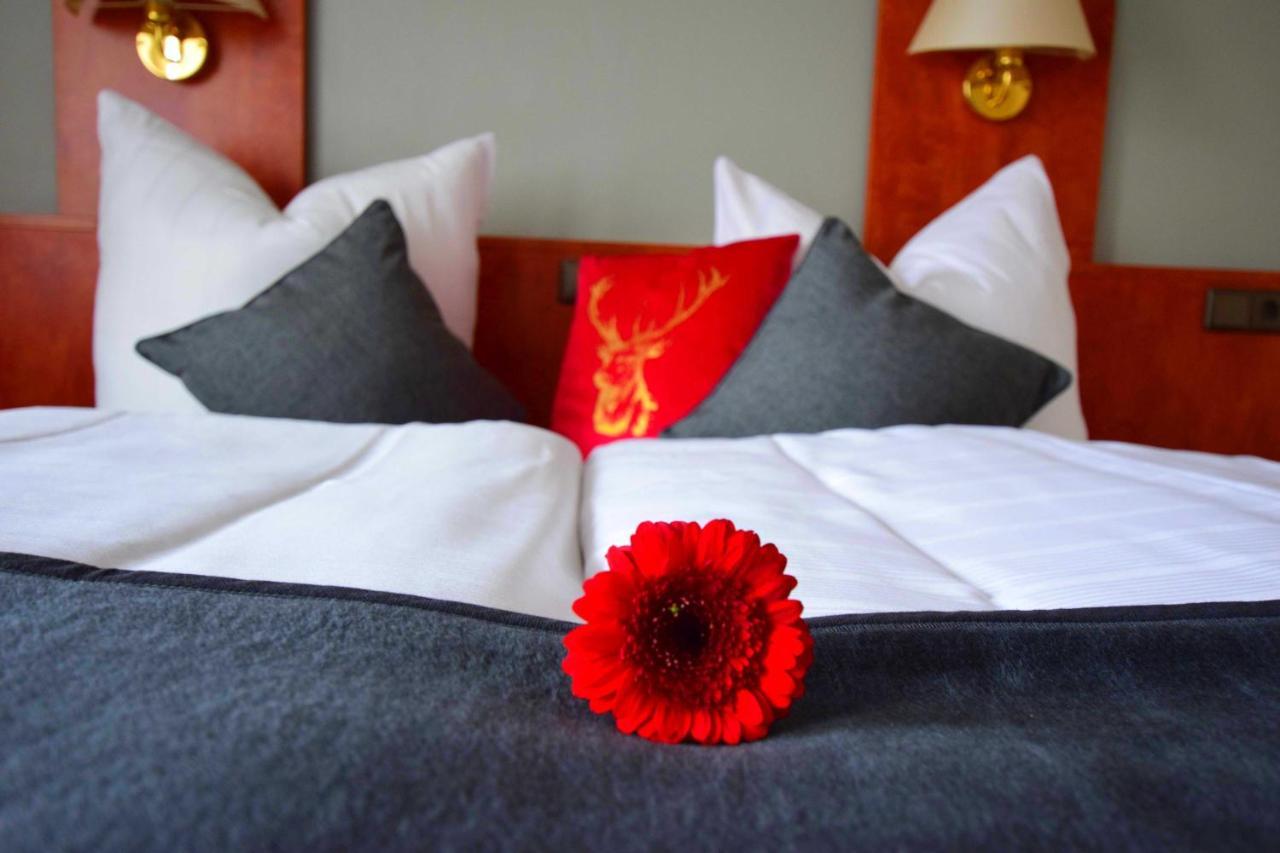 Landhotel Restaurant Deutsche Eiche Grebenstein Екстериор снимка
